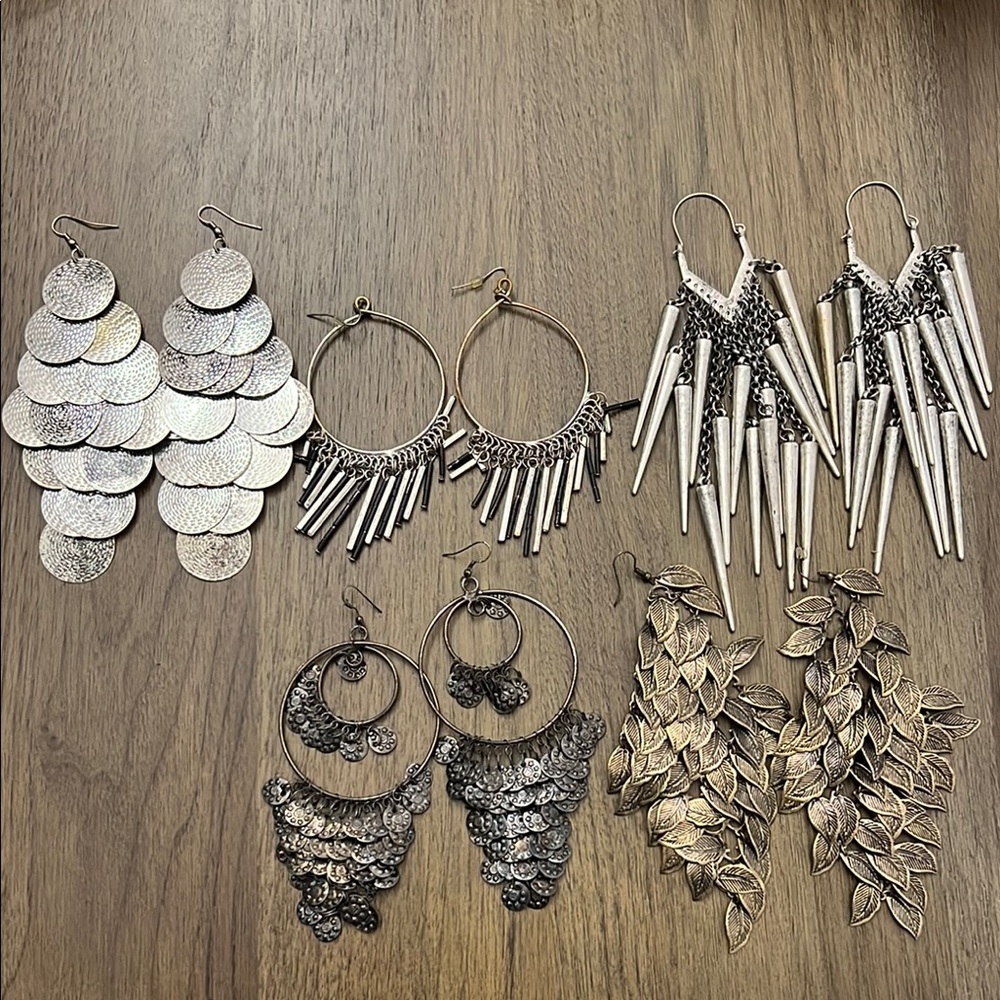 🗣️❌SOLD❌ Silver and Gold Statement Earrings Set JEWELRY MAKERS